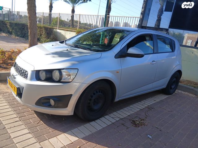 מודעת רכב שברולט סוניק