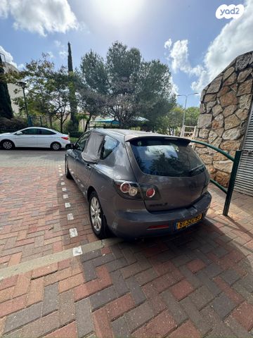 מודעת רכב מאזדה 3