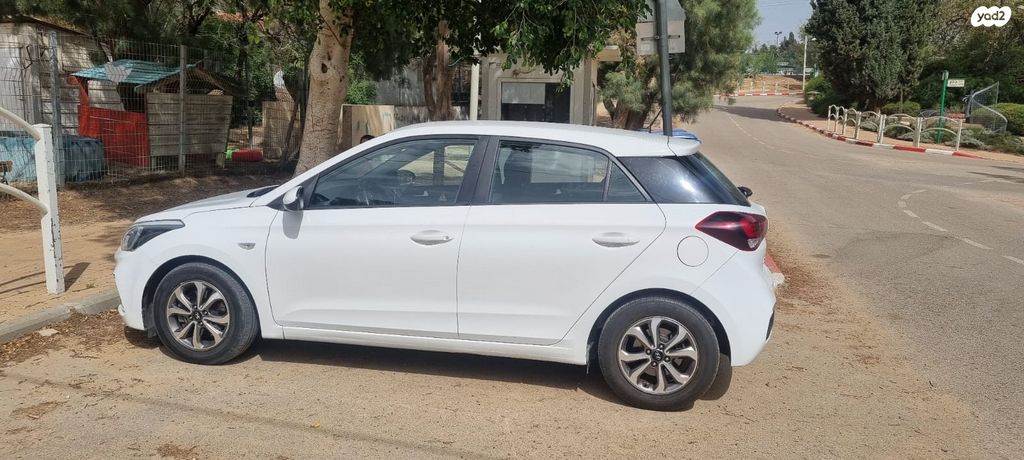 מודעת רכב יונדאי i20