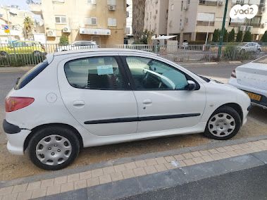 מודעת רכב פיג'ו 206