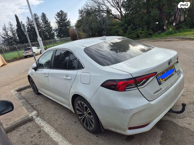 מודעת רכב טויוטה קורולה