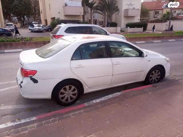 מודעת רכב טויוטה קורולה