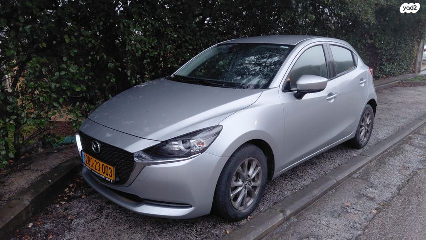 מודעת רכב מאזדה 2