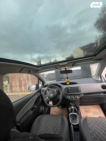 מודעת רכב טויוטה יאריס