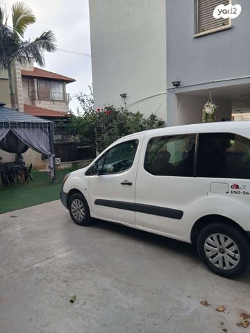 מודעת רכב סיטרואן ברלינגו