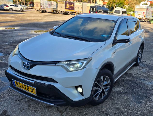 מודעת רכב טויוטה RAV4