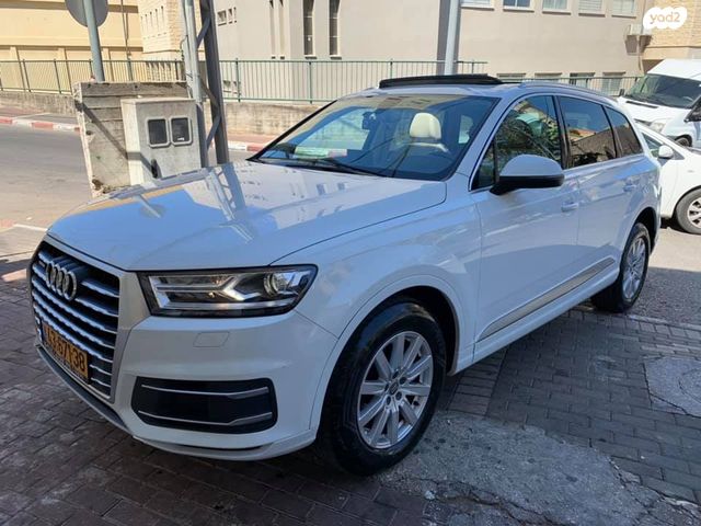 מודעת רכב אאודי Q7