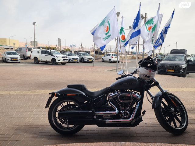 מודעת רכב הרלי דיווידסון ברייקאאוט 114