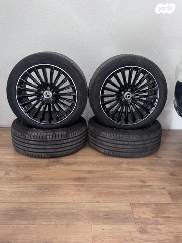 feedItemObj.data.row_1