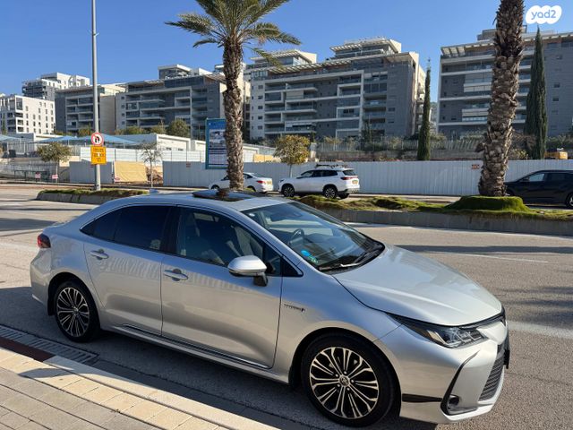 מודעת רכב טויוטה קורולה