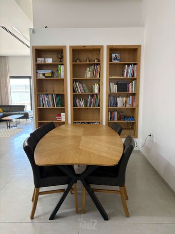 פלורי אשר 29