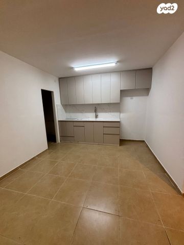 אברהם שטרן 1