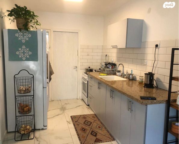 דו משפחתי, קצרין