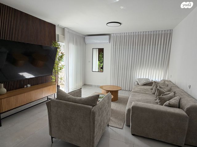 גג/ פנטהאוז