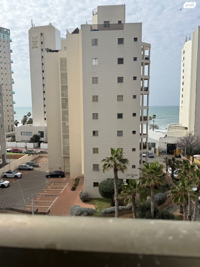 דירה, הרצל 19, בת ים