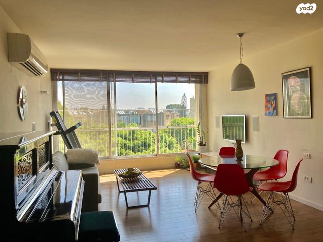 נאות אפקה ב'