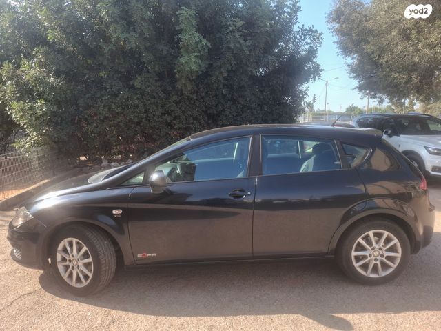 מודעת רכב סיאט לאון