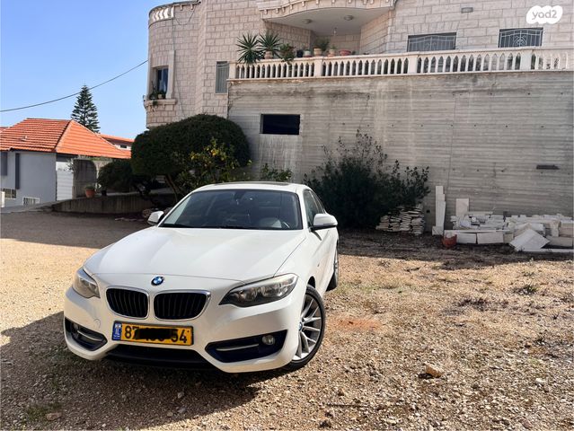 מודעת רכב ב מ וו סדרה 2