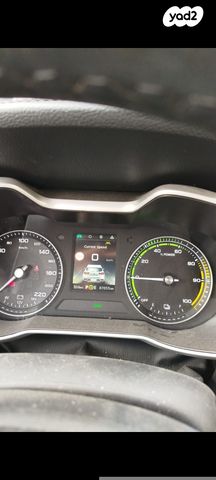 מודעת רכב אם ג'י ZS