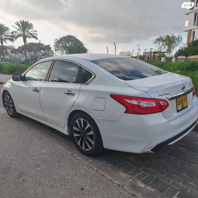 מודעת רכב ניסאן אלטימה