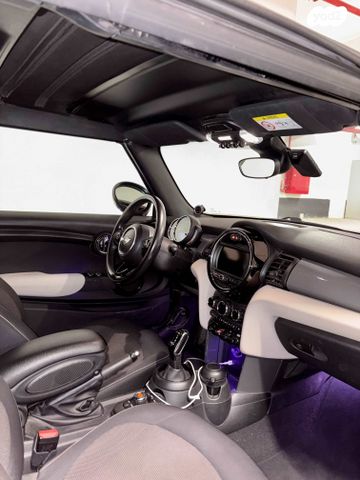 מודעת רכב מיני קופר קבריולט