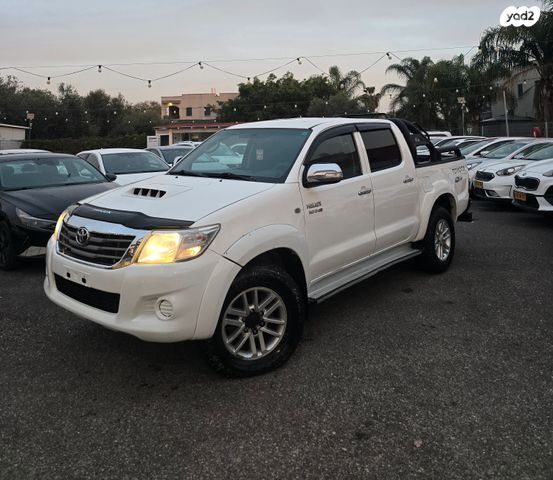 מודעת רכב טויוטה היילקס 1