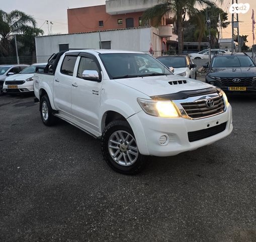 מודעת רכב טויוטה היילקס