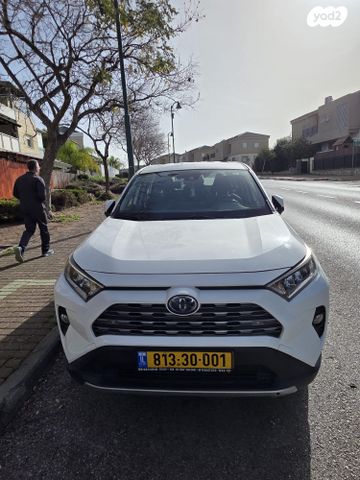 מודעת רכב טויוטה RAV4