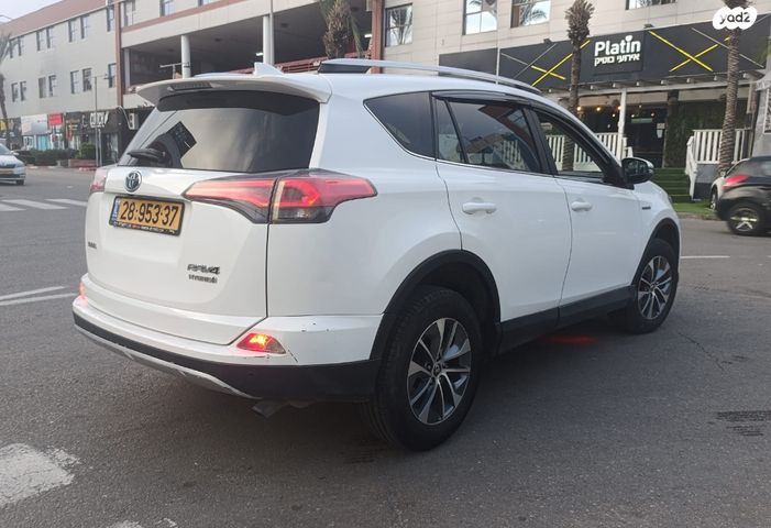 מודעת רכב טויוטה RAV4 1