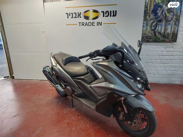 מודעת רכב קימקו AK 550