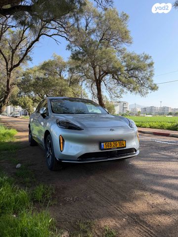 מודעת רכב ג'י.איי.סי איון HT