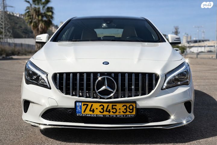 מודעת רכב מרצדס-בנץ CLA