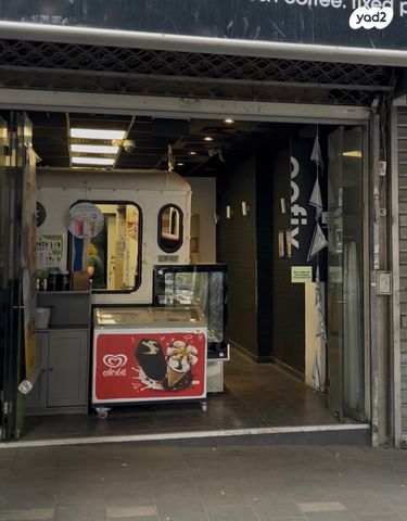 חנויות/ שטח מסחרי, מרכז דרום, רעננה