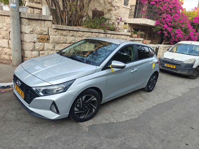 מודעת רכב יונדאי i20