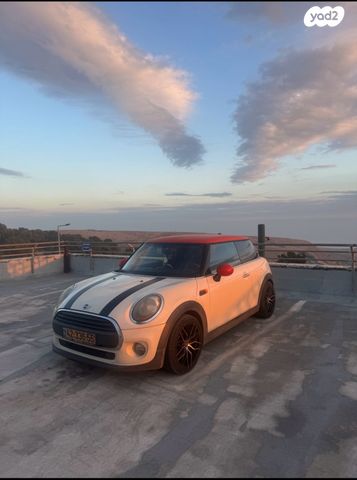 מודעת רכב מיני קופר