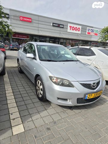 מודעת רכב מאזדה 3