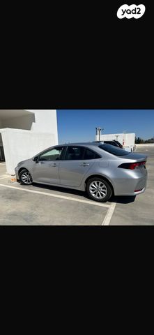 מודעת רכב טויוטה קורולה