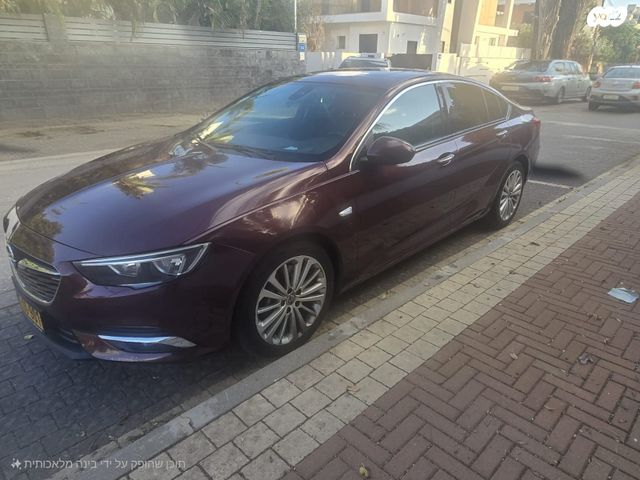 מודעת רכב אופל אינסיגניה