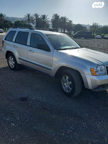 מודעת רכב ג'יפ גרנד צ'ירוקי