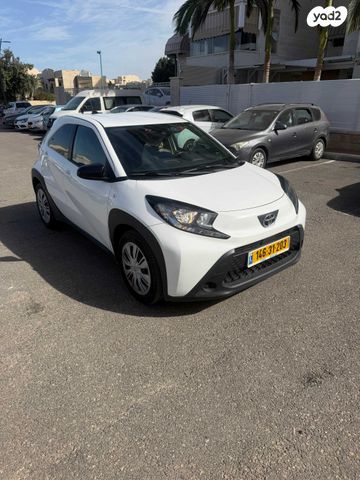מודעת רכב טויוטה אייגו X 1