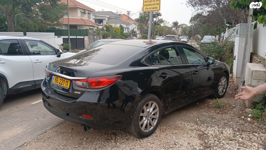 מודעת רכב מאזדה 6