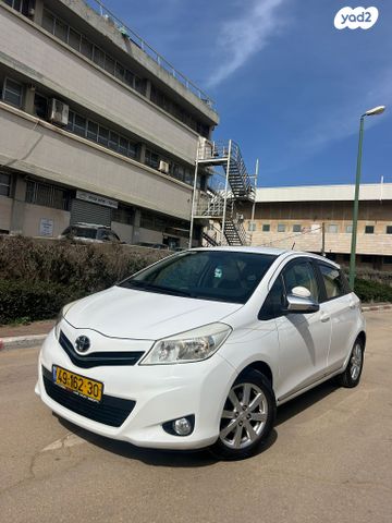 מודעת רכב טויוטה יאריס