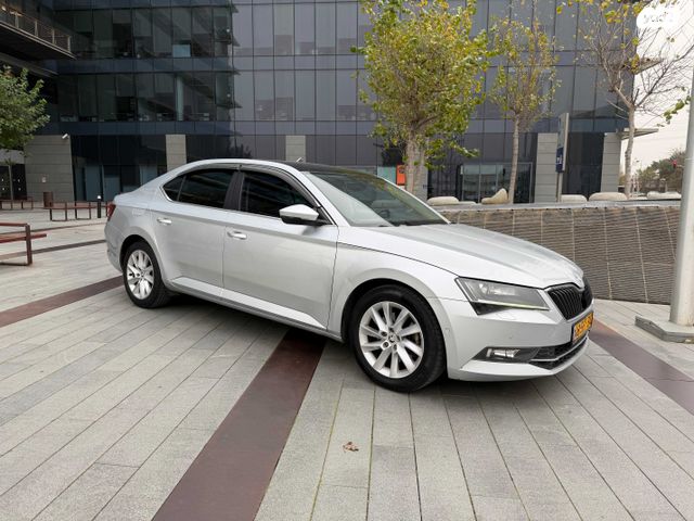 מודעת רכב סקודה סופרב 1