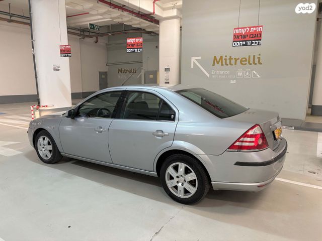 מודעת רכב פורד מונדאו