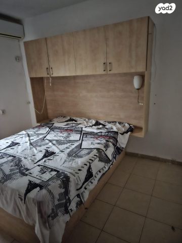 שדרות דגניה 7