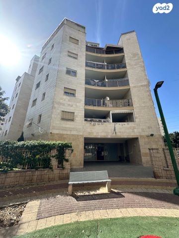 שביל חודשי השנה 