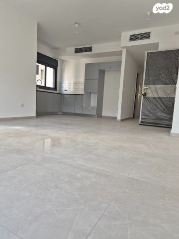 מודעת נכס, שכונת הראשונים, רמת גן