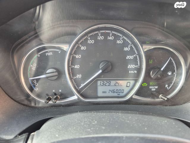 מודעת רכב טויוטה יאריס