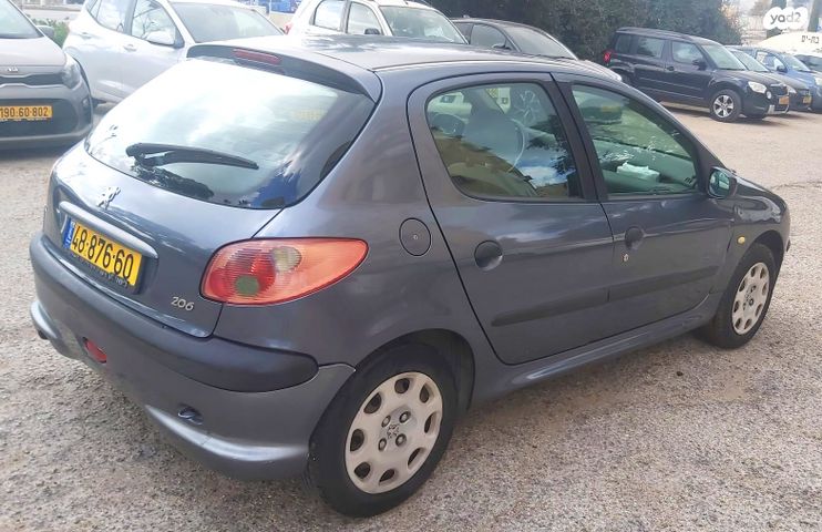 מודעת רכב פיג'ו 206