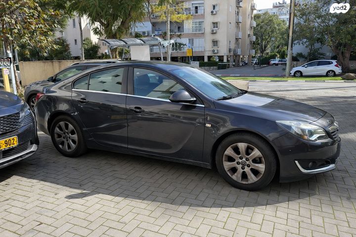 מודעת רכב אופל אינסיגניה